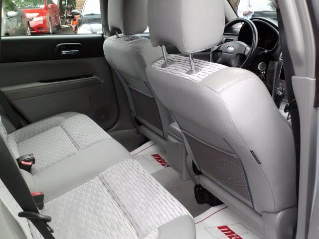 Subaru Forester 2004 photo 9