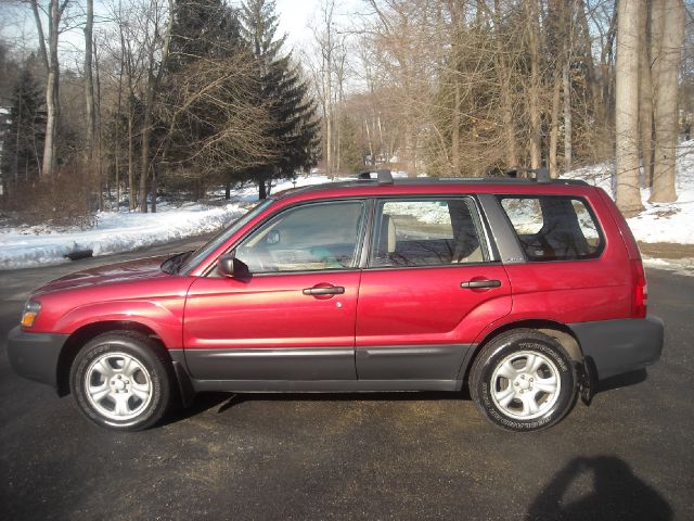 Subaru Forester 2004 photo 1