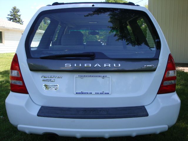 Subaru Forester 2004 photo 8