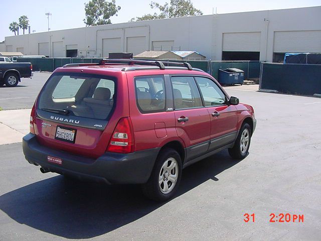 Subaru Forester 2004 photo 1