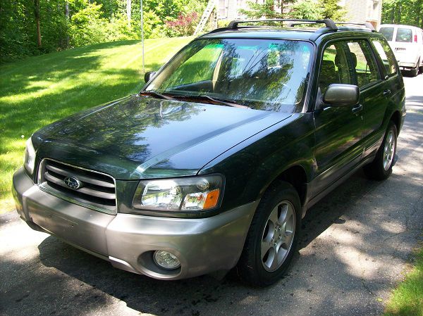 Subaru Forester 2004 photo 1