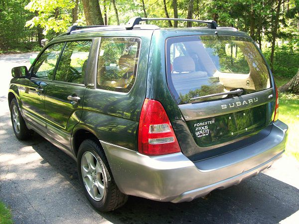 Subaru Forester 2004 photo 3
