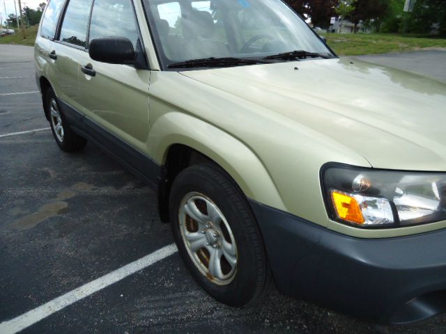 Subaru Forester 2004 photo 4