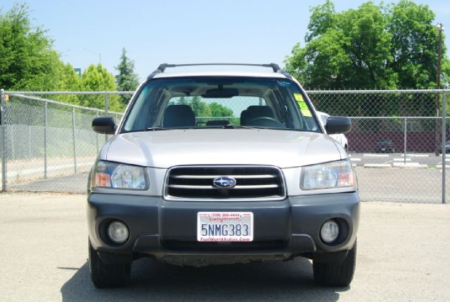 Subaru Forester 2005 photo 1