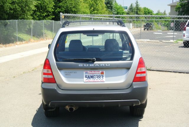 Subaru Forester 2005 photo 8