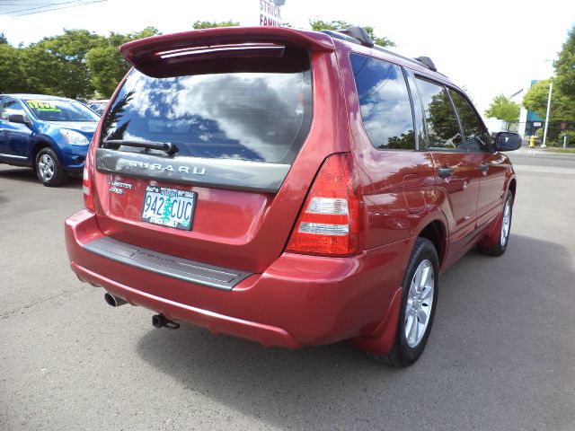 Subaru Forester 2005 photo 1