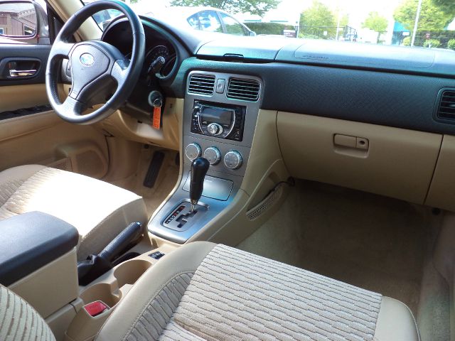 Subaru Forester 2005 photo 4