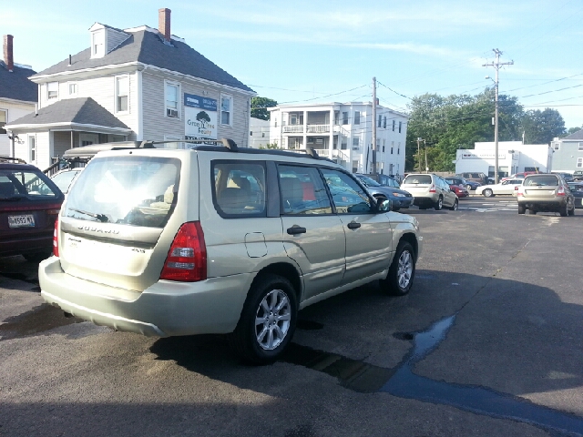 Subaru Forester 2005 photo 4