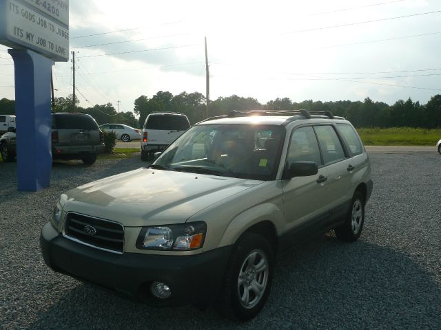 Subaru Forester 2005 photo 2