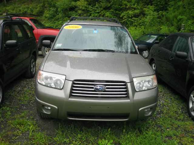 Subaru Forester 2006 photo 1