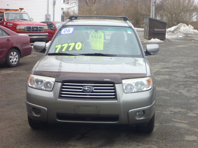 Subaru Forester 2006 photo 1