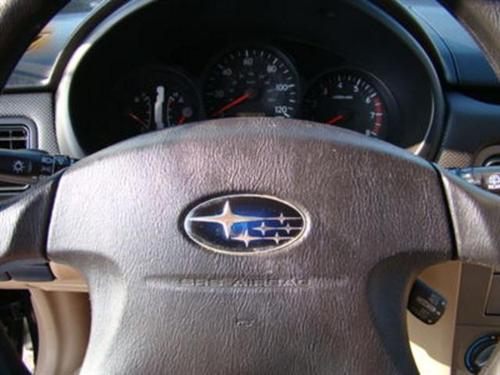 Subaru Forester 2006 photo 2