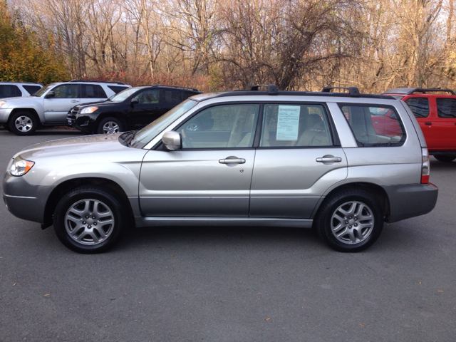Subaru Forester 2007 photo 2