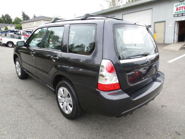 Subaru Forester 2008 photo 2