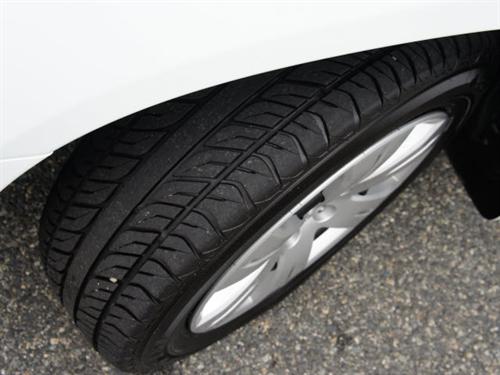 Subaru Forester 2008 photo 2