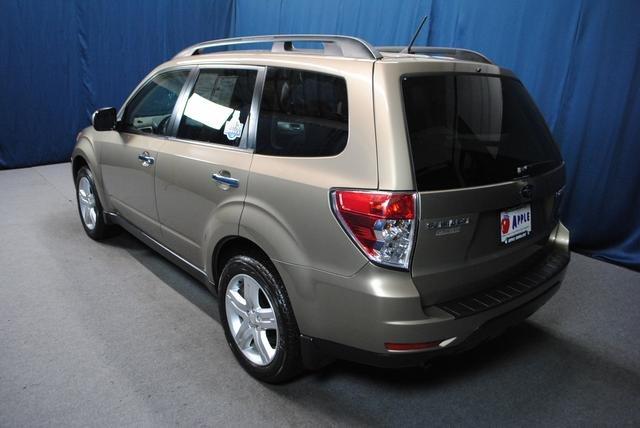 Subaru Forester 2009 photo 1