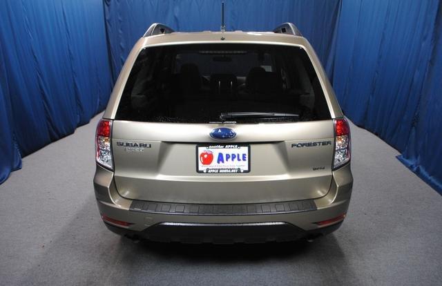 Subaru Forester 2009 photo 2
