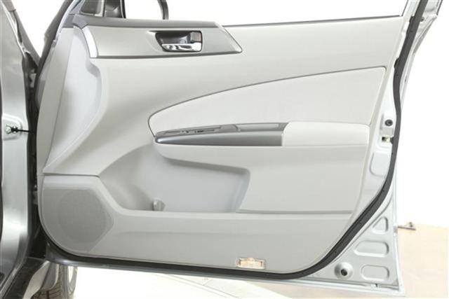 Subaru Forester 2009 photo 2