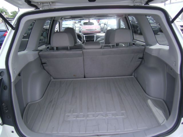 Subaru Forester 2500hd 4x4 W/ Plow System SUV