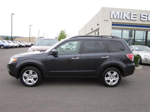 Subaru Forester 2010 photo 1
