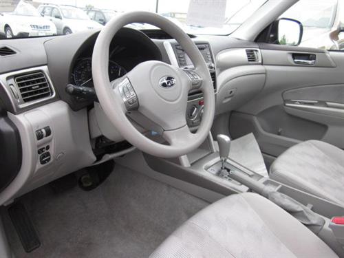 Subaru Forester 2010 photo 3
