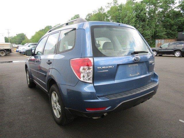 Subaru Forester 2010 photo 1