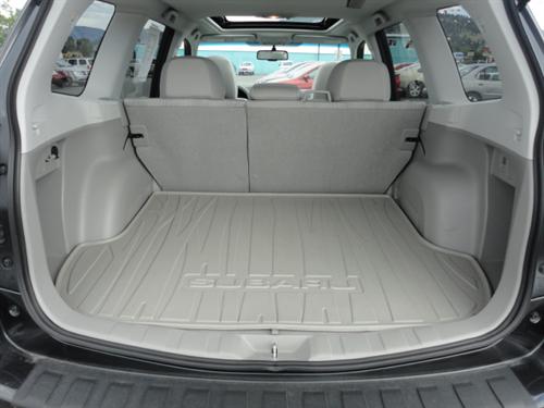 Subaru Forester 2010 photo 2