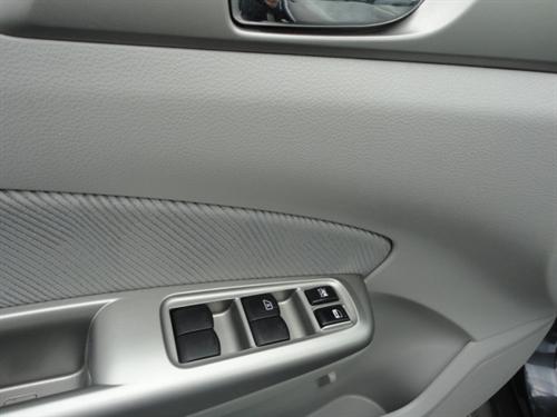 Subaru Forester 2010 photo 4