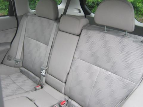 Subaru Forester 2010 photo 1