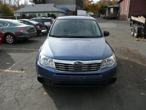 Subaru Forester 2010 photo 1