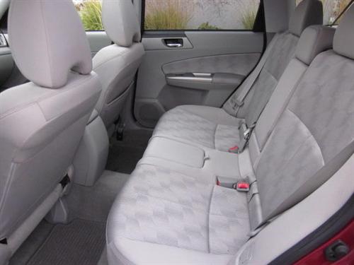 Subaru Forester 2010 photo 3
