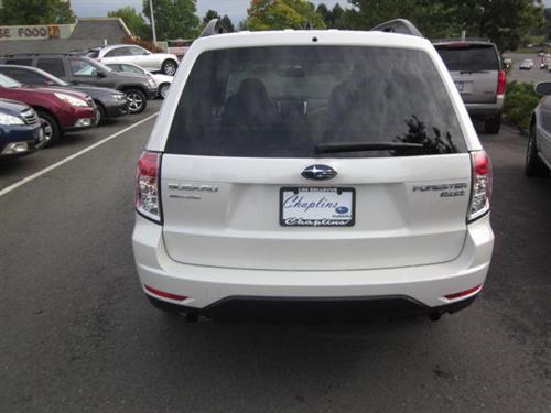 Subaru Forester 2010 photo 3