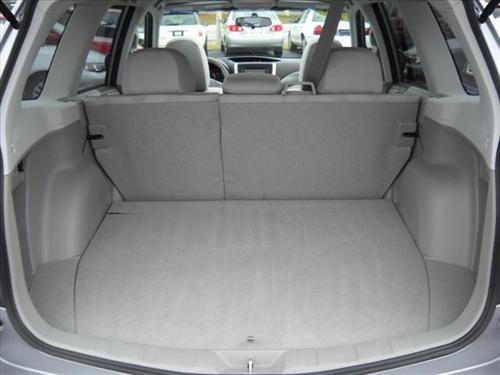 Subaru Forester 2010 photo 4