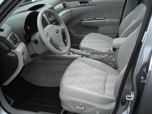 Subaru Forester 2010 photo 5