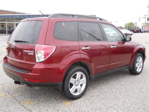 Subaru Forester 2010 photo 3
