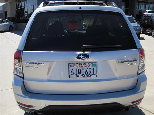 Subaru Forester 2010 photo 3