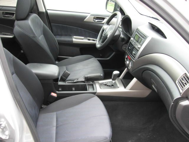 Subaru Forester 2010 photo 6
