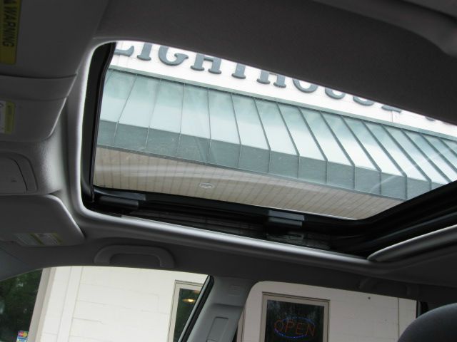 Subaru Forester 2010 photo 8