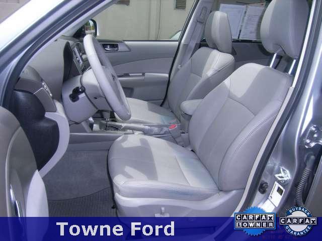 Subaru Forester 2010 photo 4