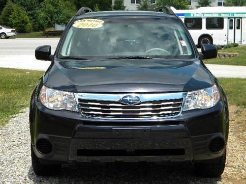 Subaru Forester 2010 photo 1