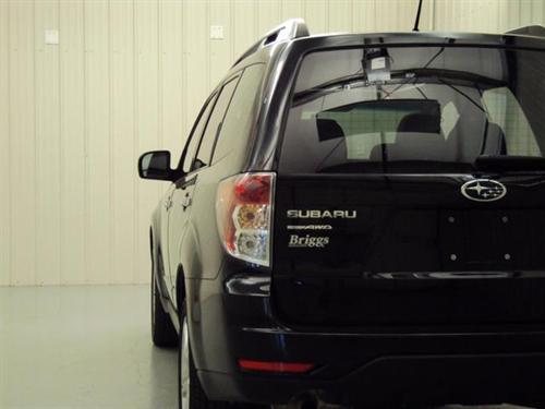 Subaru Forester 2010 photo 3