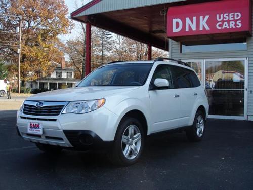 Subaru Forester 2010 photo 1