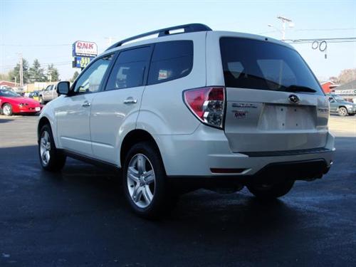 Subaru Forester 2010 photo 3