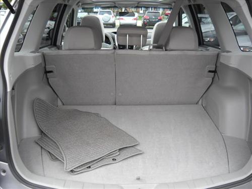 Subaru Forester 2010 photo 4