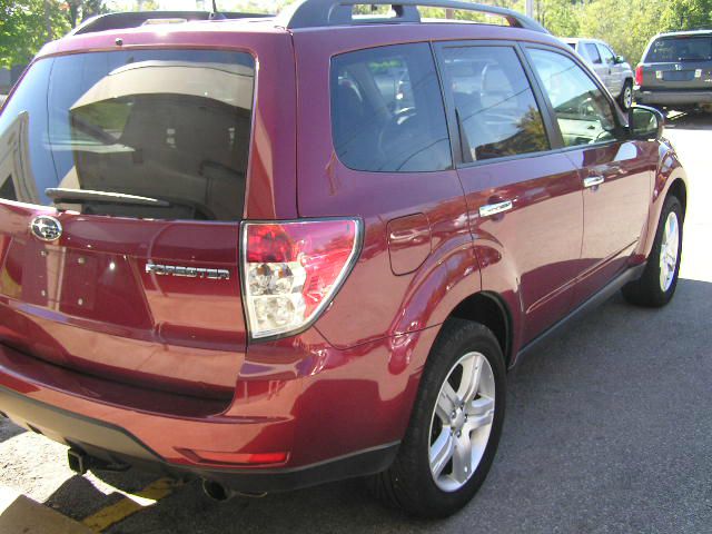 Subaru Forester 2010 photo 4