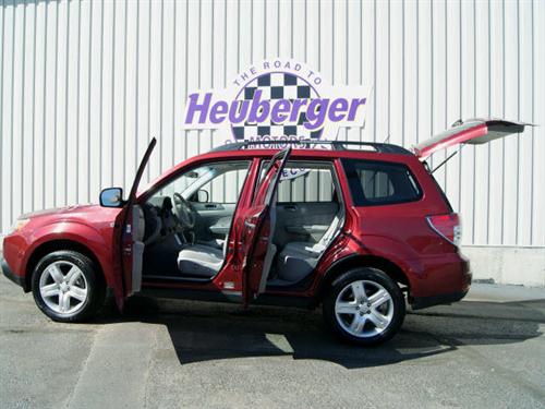 Subaru Forester 2010 photo 1