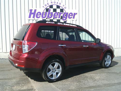 Subaru Forester 2010 photo 3