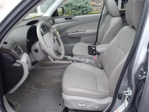 Subaru Forester 2010 photo 3