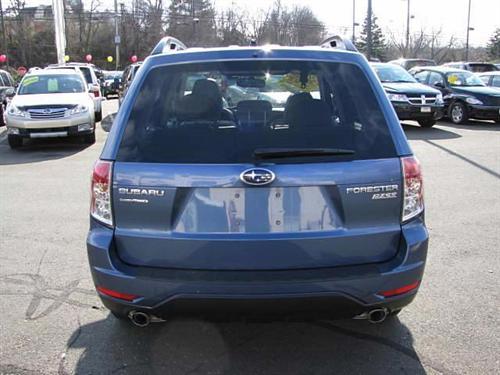 Subaru Forester 2010 photo 3