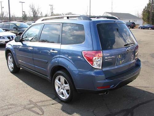 Subaru Forester 2010 photo 4
